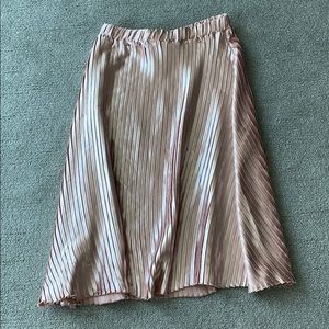 Shiny Pink Pleated Midi Skater Skirt - M